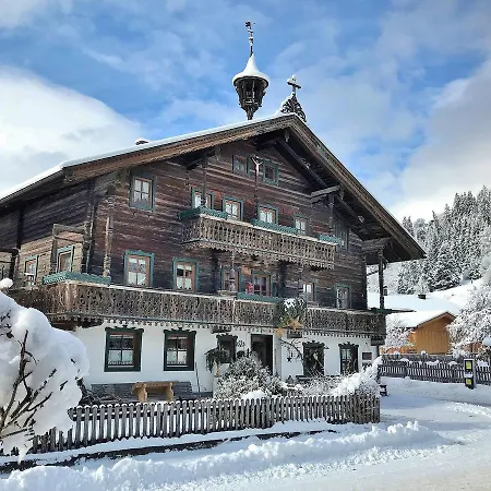 Hauserbauer *